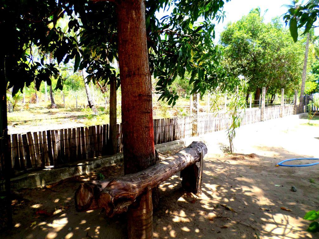 Yaswi Guest House Passikudah Kültér fotó