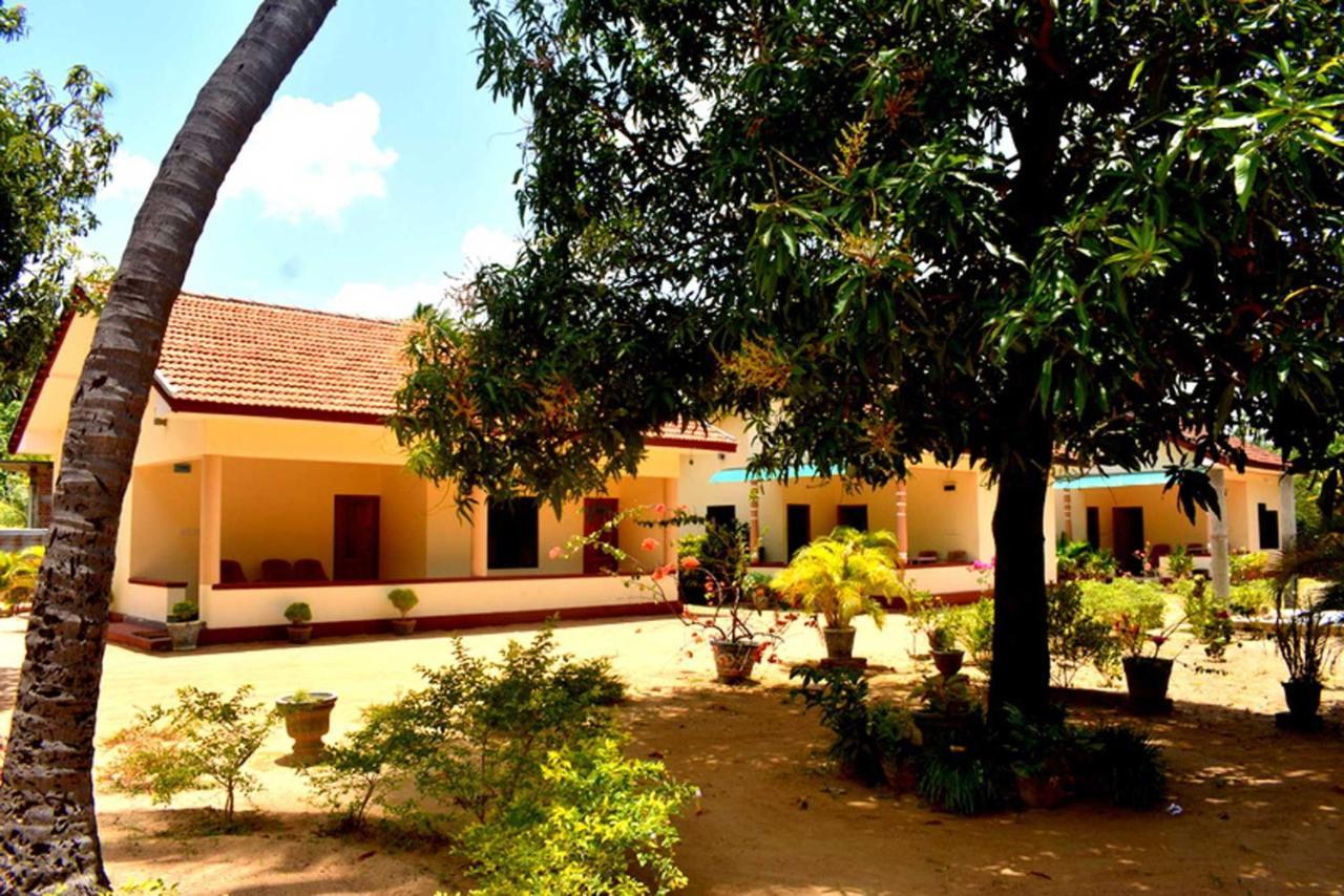 Yaswi Guest House Passikudah Kültér fotó